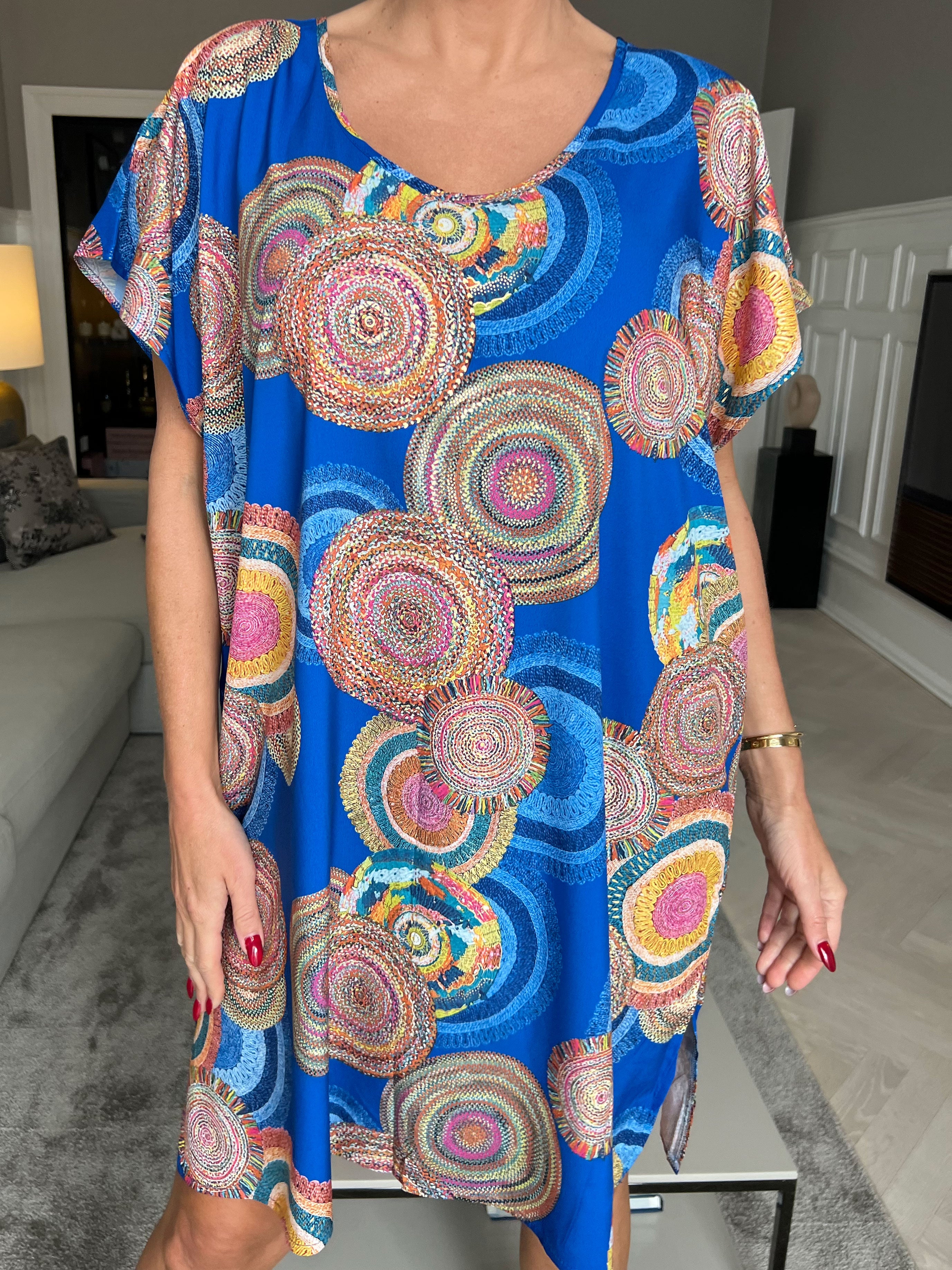 Helena - Let og luftig mønstret kjole i silke